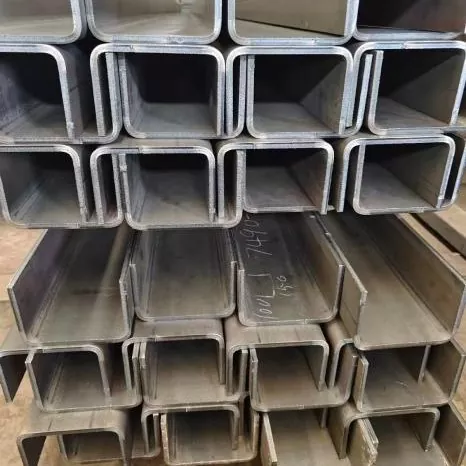 అనుకూల U ఛానెల్